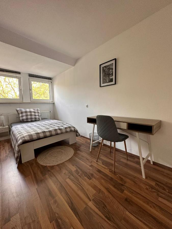 פאדרבורן Zimmer Im Zentrum - In Der Naehe Zum Hauptbahnhof מראה חיצוני תמונה